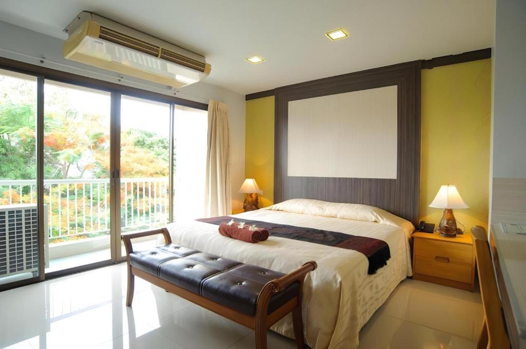 Diamond City Place Hotel Pattaya Exterior photo