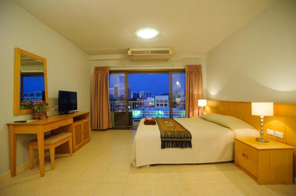 Diamond City Place Hotel Pattaya Exterior photo