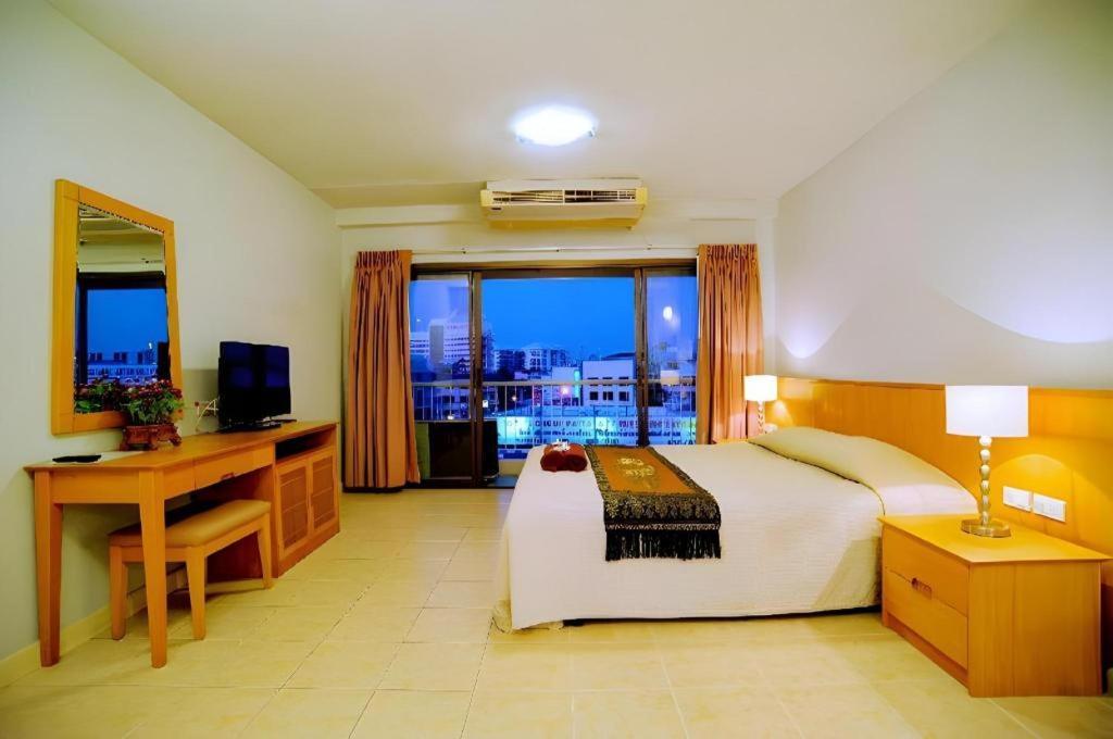 Diamond City Place Hotel Pattaya Exterior photo